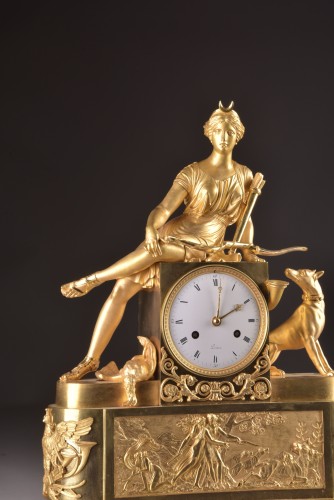 Large France Empire clock, with Diana  - 