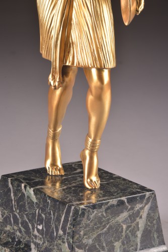 Art nouveau - Large beautiful figure of Egyptian dancer, ca. 1900