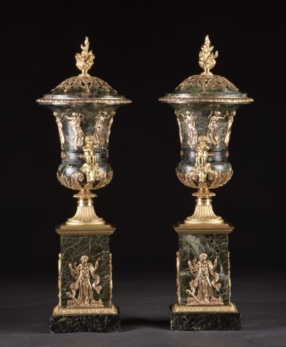 19th century - Pair of large marble cassolettes of the late 19 th centry