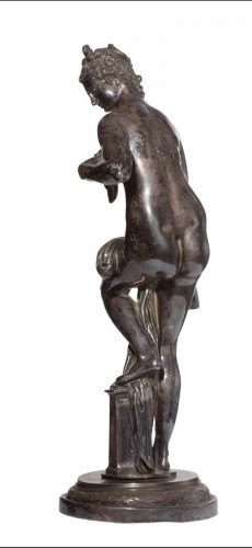 Sculpture  - Bathing Venus (Venus Cesarini)
