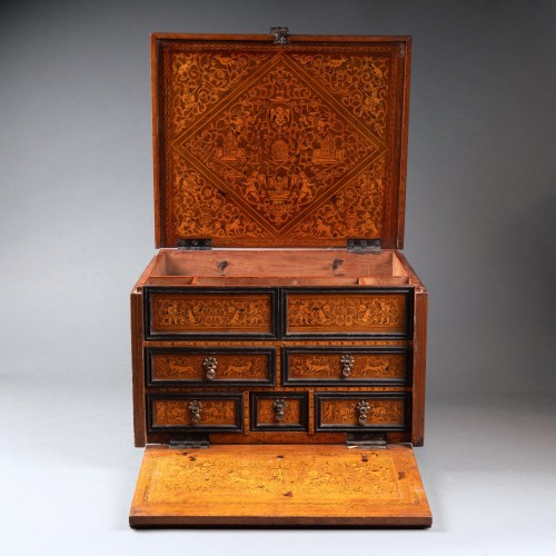 Antiquités - 17th century marquetry cabinet, Oaxaca Mexico