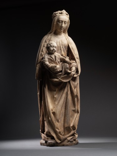 Vierge à l’Enfant en pierre, école de Troyes, Champagne début du XVIe siècle - Sculpture Style Renaissance