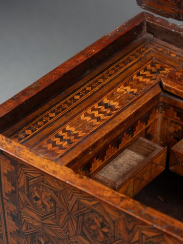 Antiquités - A late 15th c. inlaid writing casket, Florence