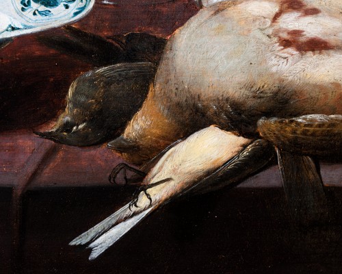 Antiquités - Nature morte aux oiseaux et raisin, atelier de Frans Snyders (Anvers, 1579-1657)