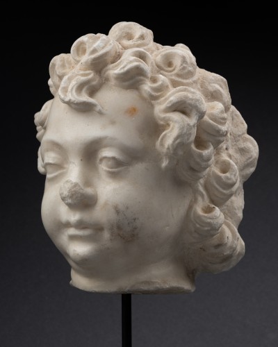 A 16th century North Italian marble heads of two puttis - Renaissance