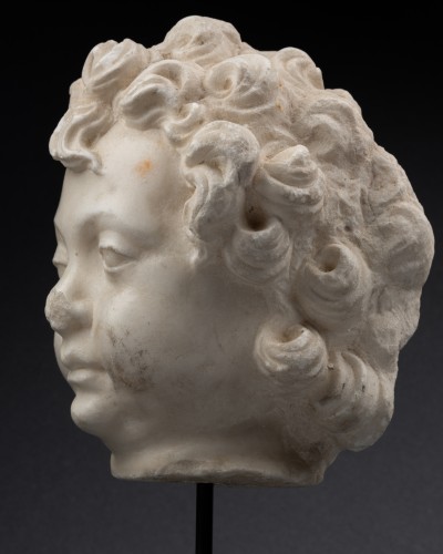 Renaissance - Deux têtes de puttis en marbre, Italie du Nord XVIe siècle