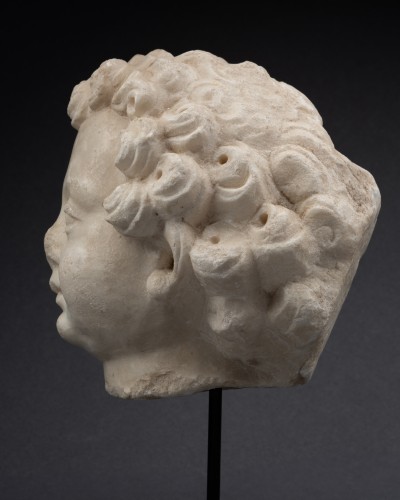 Antiquités - A 16th century North Italian marble heads of two puttis