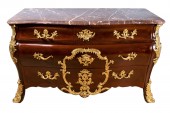 Commode d’époque Régence par Etienne Doirat (Paris, 1675-1732)