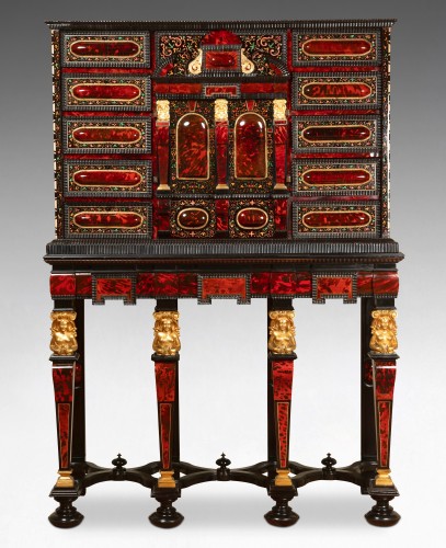 Mobilier Cabinet & Coffre - Cabinet d’apparat en écaille de tortue et laque incrustée, Anvers, XVIIe siècle