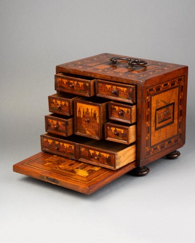 A 17th century Augsburg miniature collector cabinet - Furniture Style Louis XIII