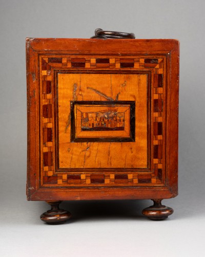 A 17th century Augsburg miniature collector cabinet - Louis XIII