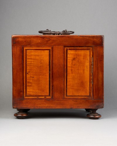 Louis XIII - A 17th century Augsburg miniature collector cabinet