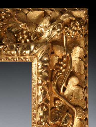 French 17th c. carved and giltwood frame with grapevine motif - Louis XIV