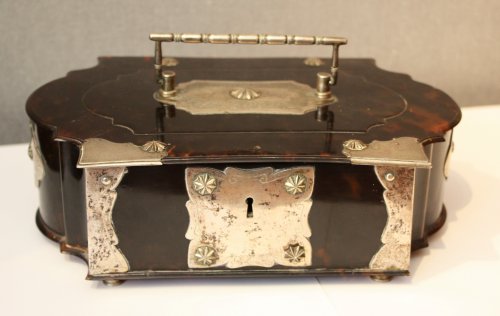 A Dutch colonial silver-mounted tortoiseshell casket, 18th century