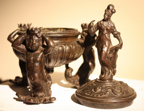 Encrier en bronze à patine brune, Venise, Renaissance, XVIe siècle - Objet de décoration Style Renaissance
