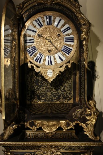 A French Louis XIV Ormolu-Mounted Brass and Tortoiseshell Boulle Marquetry bracket clock - Horology Style 