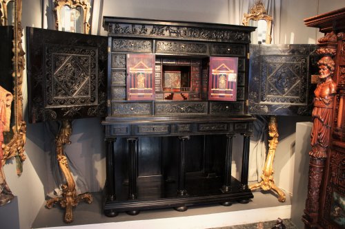 A 17th century carved ebony and ebonized wood cabinet, Paris - Furniture Style Louis XIII