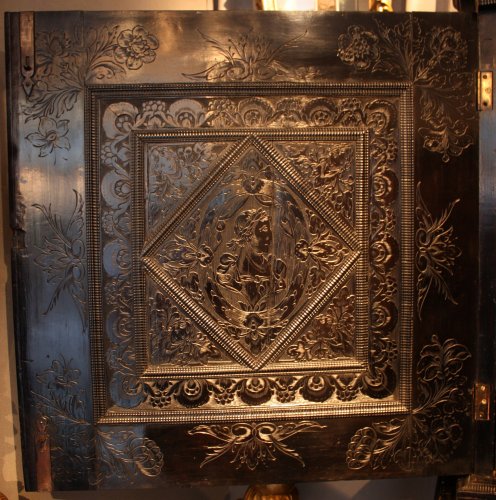 Louis XIII - A 17th century carved ebony and ebonized wood cabinet, Paris