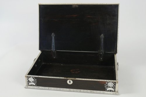 18th century - An Anglo-Indian mid 18th century rosewood inlaid writing slope