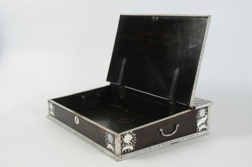 An Anglo-Indian mid 18th century rosewood inlaid writing slope - 