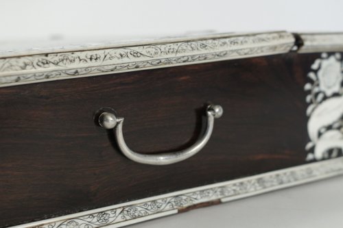  - An Anglo-Indian mid 18th century rosewood inlaid writing slope