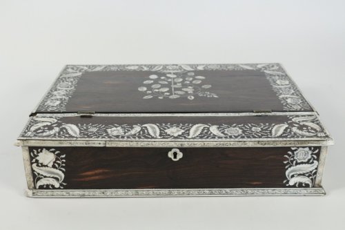 Antiquités - An Anglo-Indian mid 18th century rosewood inlaid writing slope