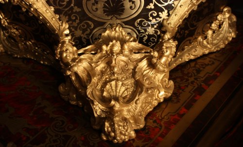 XVIIIe siècle - Cartel et sa console d'applique d'époque Louis XV en marqueterie Boulle