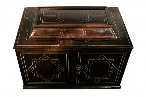 Furniture  - Early 17th Century Augsbourg Rosewood And Ivory Inlaid Cabinet