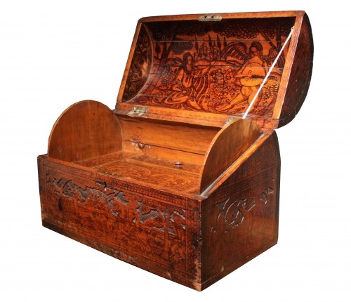 16th C. Venetian Cedar Engraved Casket With Secrets