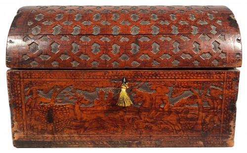 16th C. Venetian Cedar Engraved Casket With Secrets - Curiosities Style Renaissance