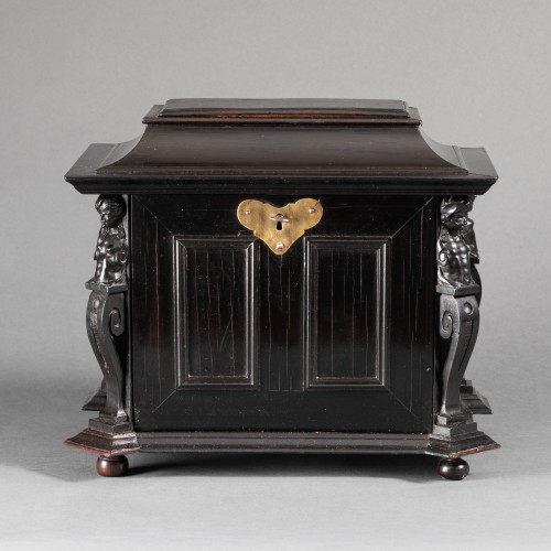 An Antwerp 17th c. ebony jewel cabinet - Furniture Style Louis XIV