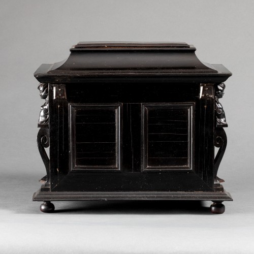 Louis XIV - An Antwerp 17th c. ebony jewel cabinet