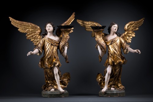 A 17th c. North Italian pair of candle-holder angels - Sculpture Style Louis XIII