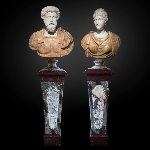 A Roman 17th c.  pair of marble and alabaster busts - Sculpture Style Louis XIV
