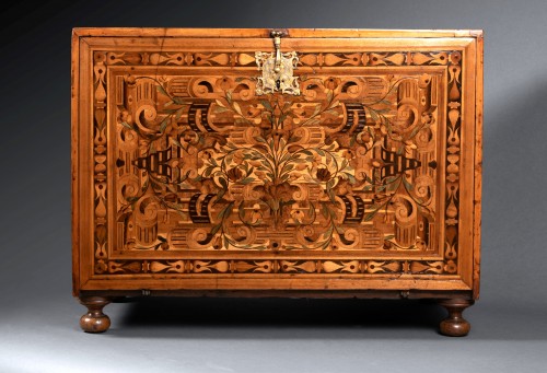 Cabinet de collectionneur en marqueterie, Augsbourg XVIIe siècle - Renaissance