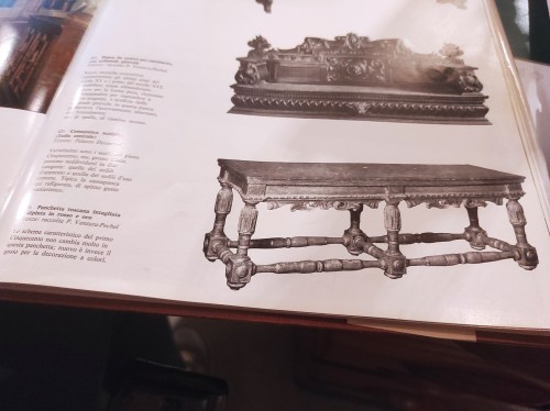 Lacquered and gilded bench, 16th century Florence - 