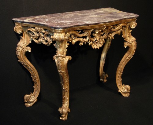 Furniture  - Italian 18th century gilt wood console table 