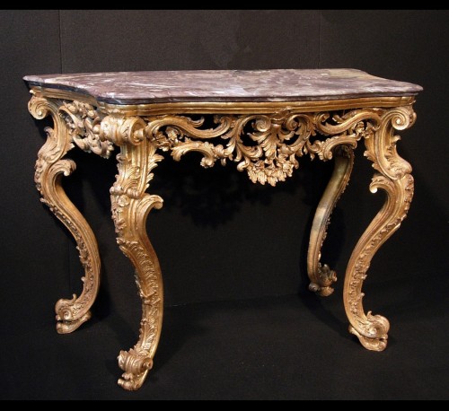 XVIIIe siècle - Console en bois doré, Italie, 18e siecle