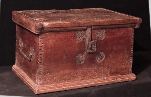 Gothic Cassone Chest, Veneto 15th Century - Furniture Style Middle age