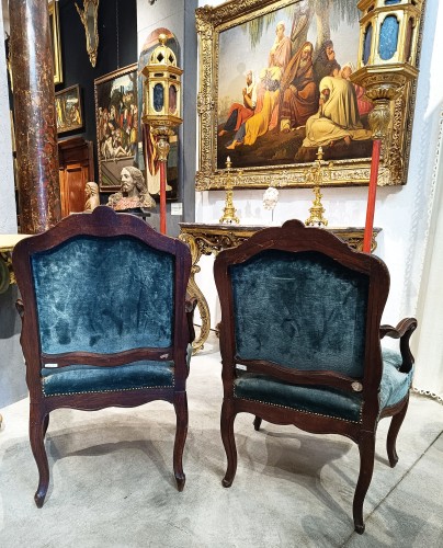 Pair Of French Louis XV Armchairs - Louis XV