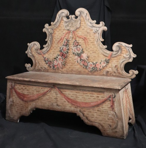 18th century - 18th Century Tuscany Lacquered Bench