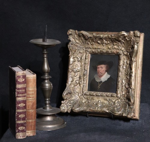 Portrait d'un gentilhomme, Miniature sur cuivre du 18e siècle - Numero 7 Antiquariato