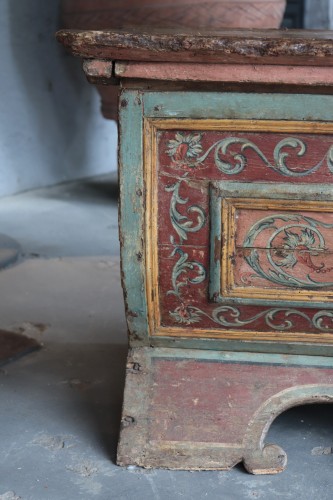 11th to 15th century - Lacquered Wedding Chest, TuscanyLate 15th Century