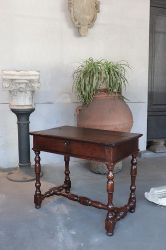 Small Writing Desk, Tuscany Early 18th Century - Furniture Style Louis XIV