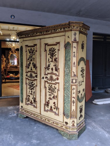 Louis XV - Lacquered Arte Povera Cabinet, Italy 18th Century