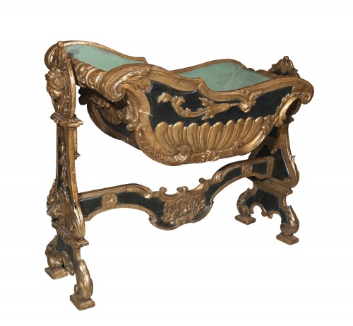 A Carved gilt wood Cradle, Louis XIV, Venice 17th century