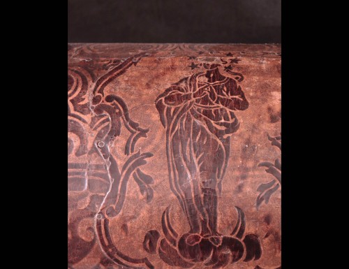 Coffre de voyage en cuir, Italie centrale 17e siècle - Numero 7 Antiquariato