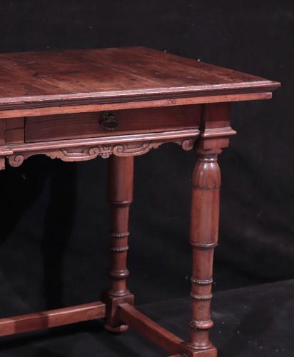 Walnut Table, Florence, 16th Century - Renaissance