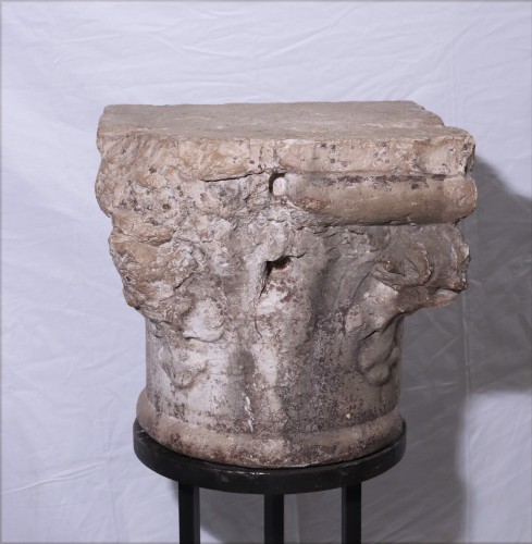 Stone Capital, Venice, 15th Century - Middle age