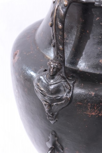 Bronze vase, Fonderia Giorgio Sommer&quot; Naples &#039;800 - Decorative Objects Style 